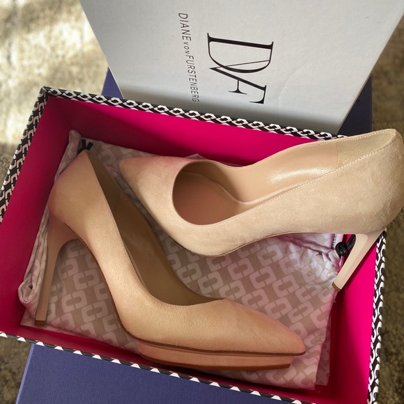 High heel suede shoes - Picture 2 of 3